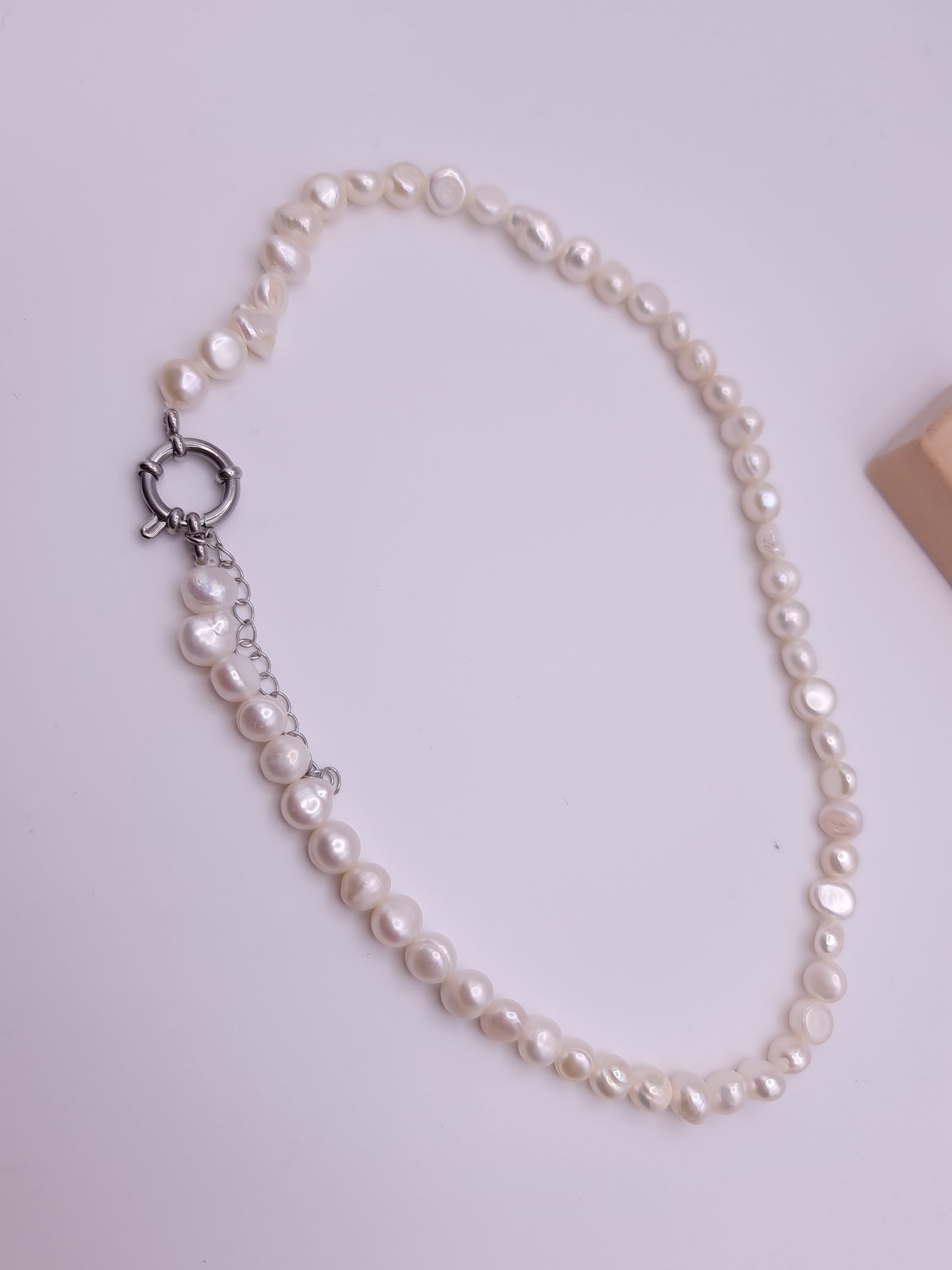 Collana con perle irregolari