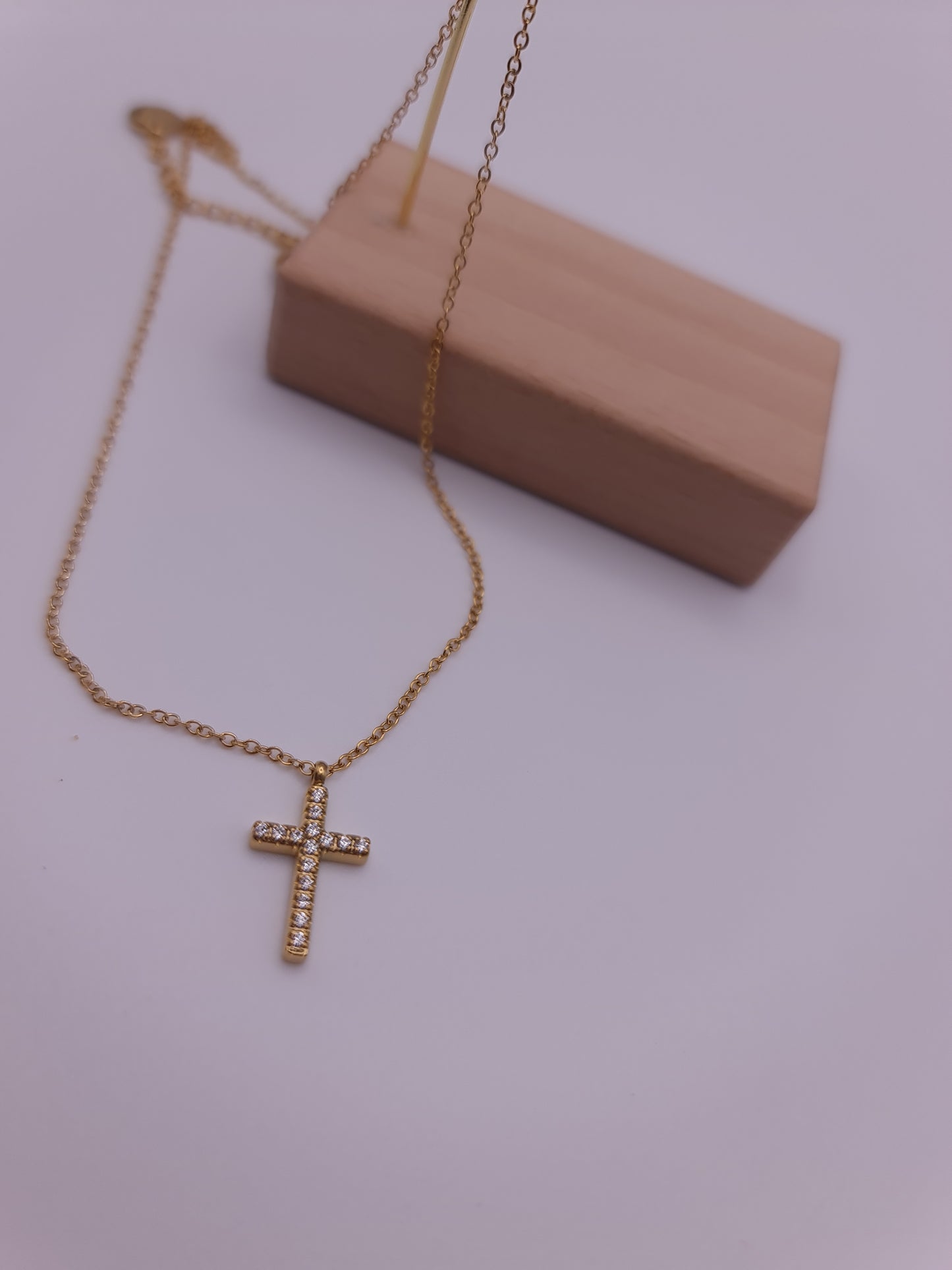 Collana croce con zirconi