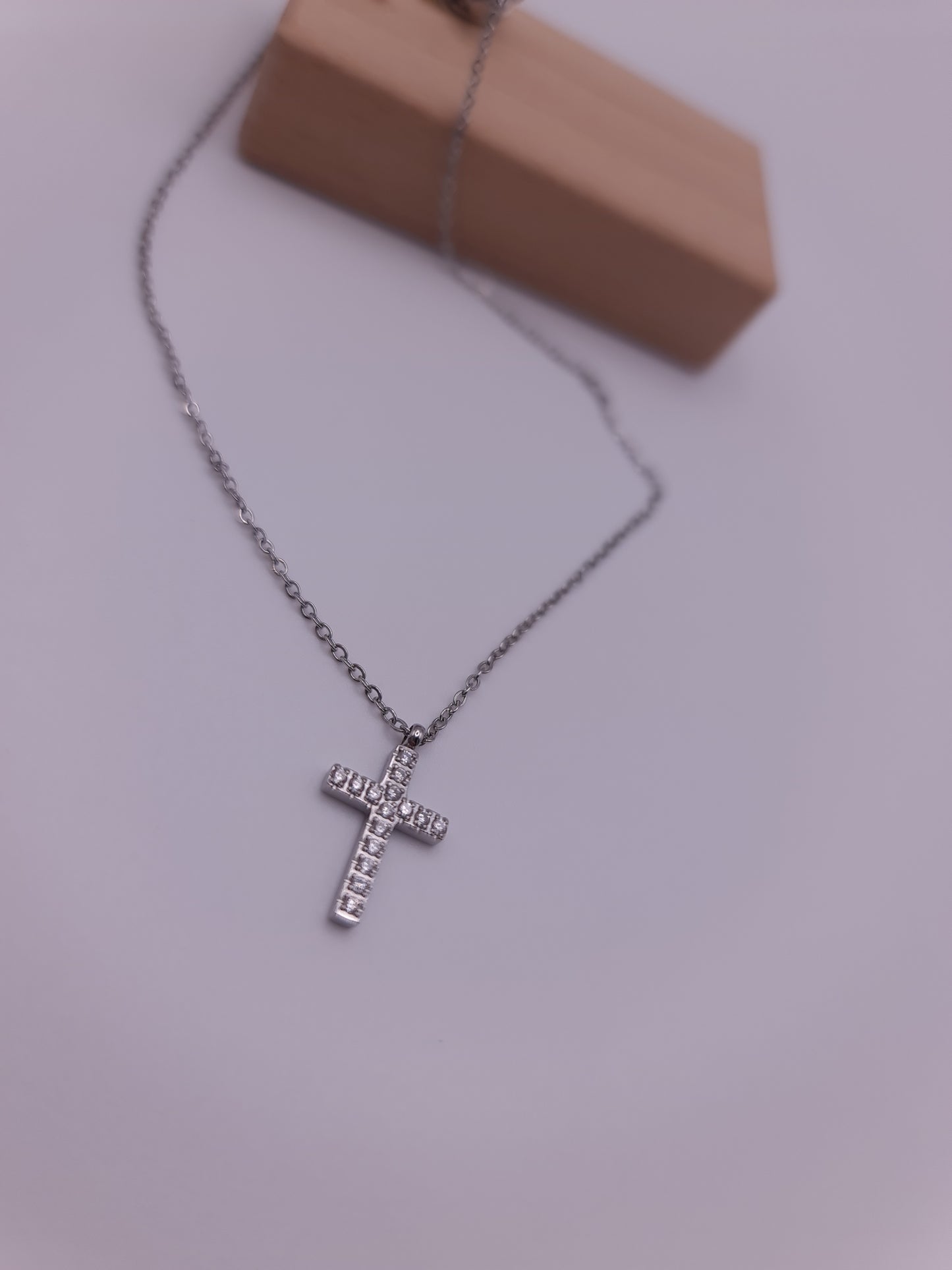Collana croce con zirconi