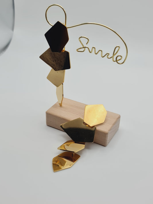 Gold irregular