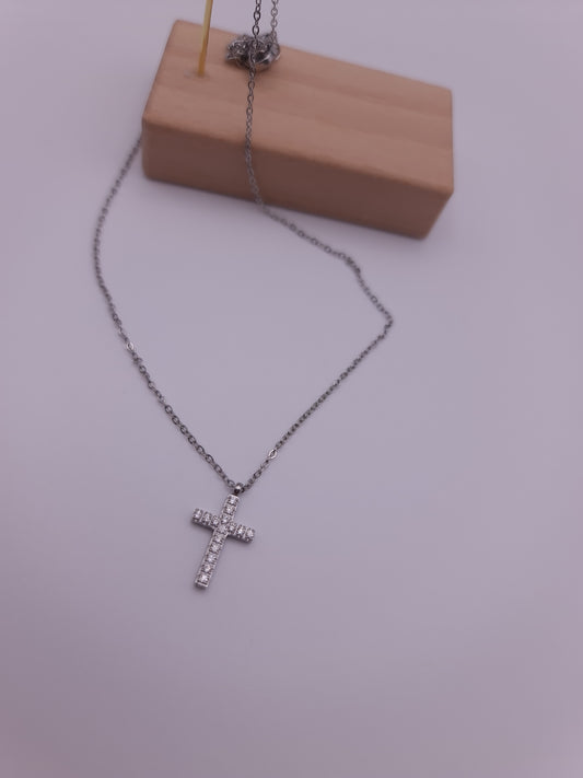 Collana croce con zirconi